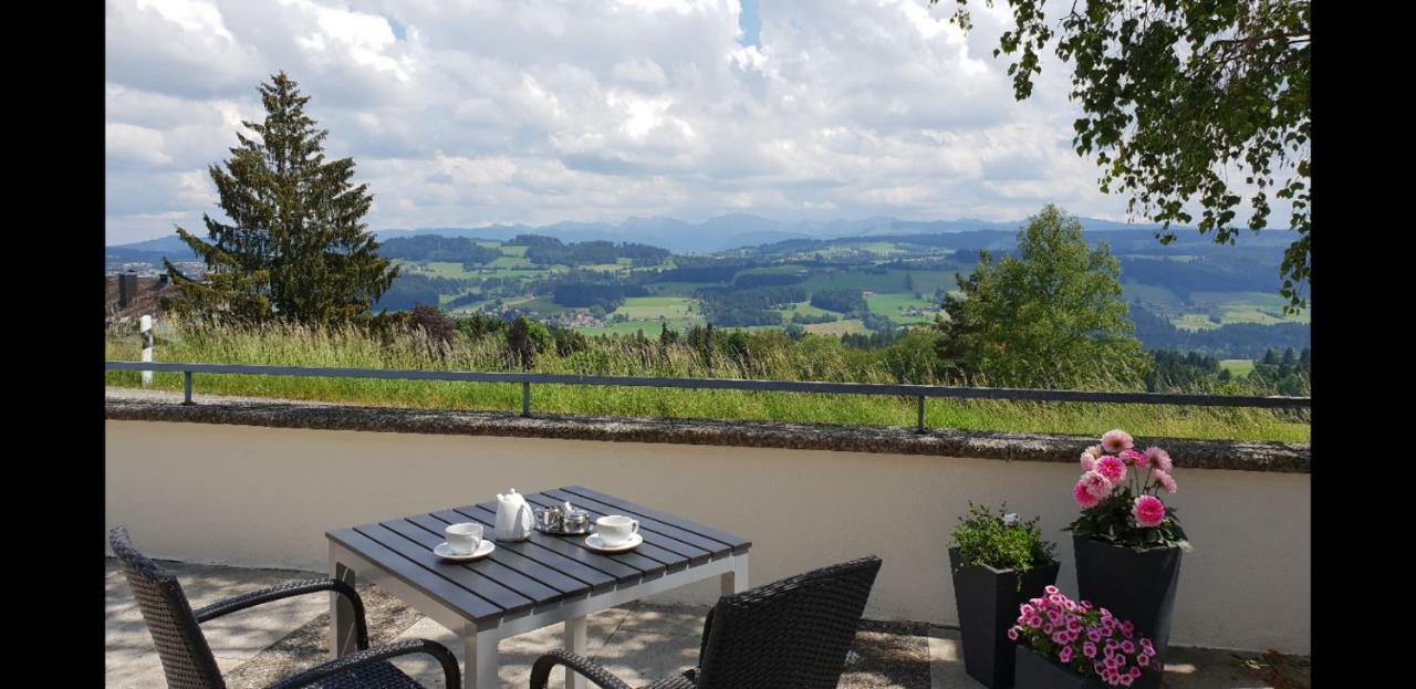 Schoenblick Hotel Garni Ferienwohnungen ลินเดนแบร์ก เอม อัลกอย ภายนอก รูปภาพ