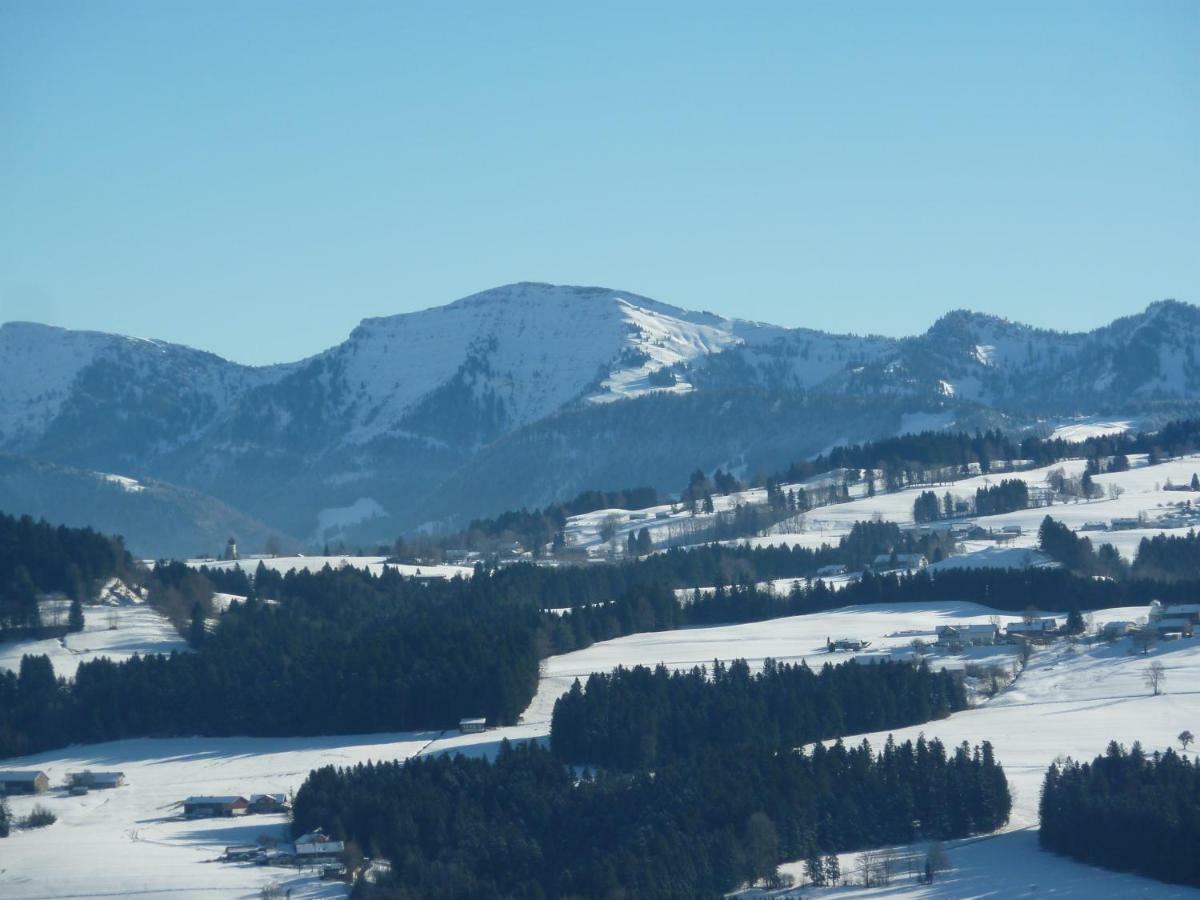 Schoenblick Hotel Garni Ferienwohnungen ลินเดนแบร์ก เอม อัลกอย ภายนอก รูปภาพ